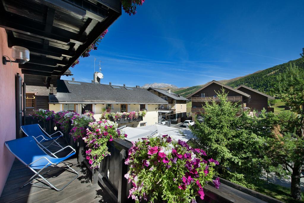 Hotel Astra Livigno Exterior photo