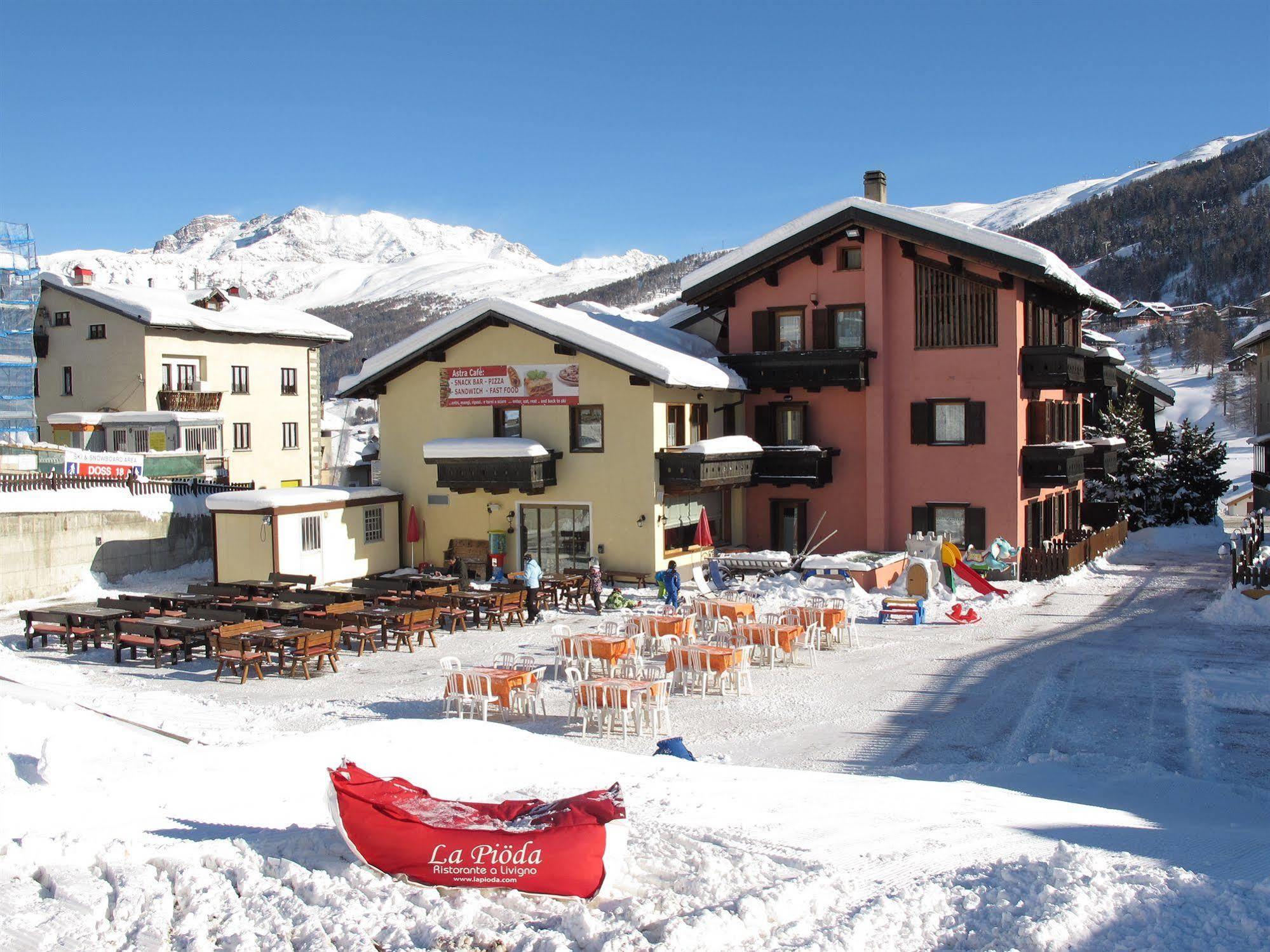 Hotel Astra Livigno Exterior photo